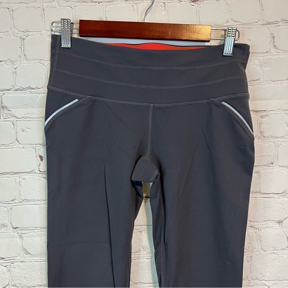 Athleta Relay Capri size ST Gray - Picture 2 of 7